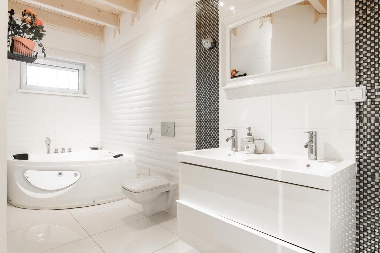 Babiogorska Perelka W Skandynawskim Stylu Z Sauna I Kominkiem Jordanow Extérieur photo